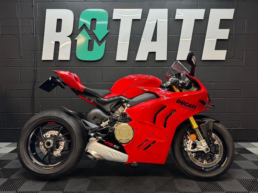 Ducati Panigale V4S