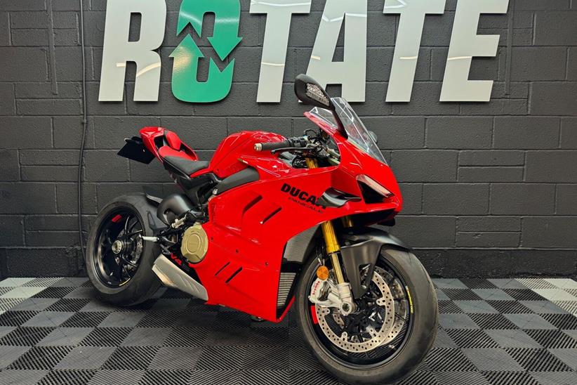 Ducati Panigale V4S