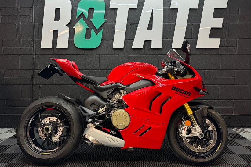 Ducati Panigale V4S