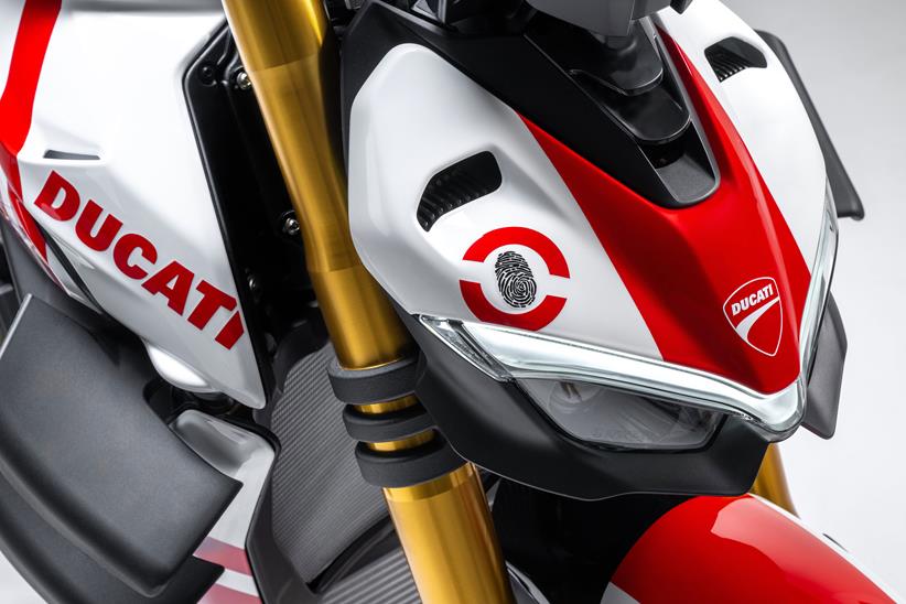 Ducati Streetfighter V4 Supreme front light