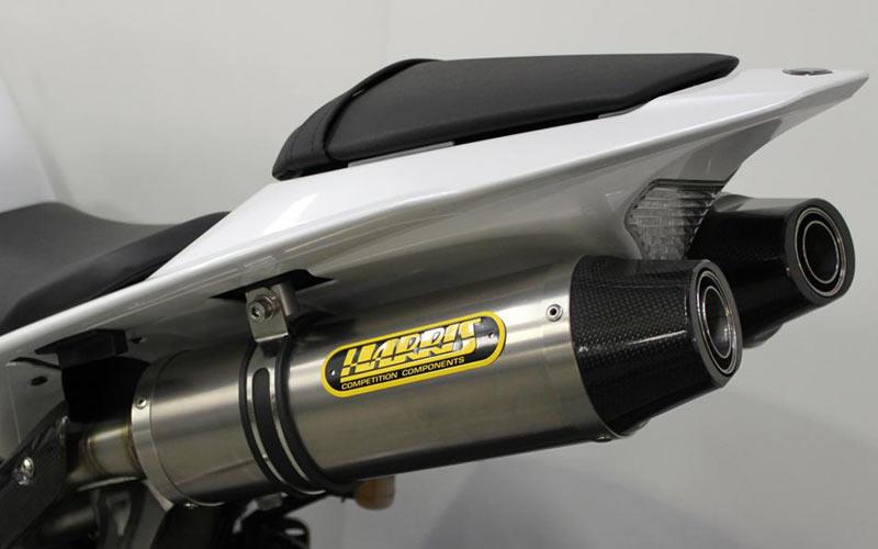 New Yamaha R1 exhausts from Harris