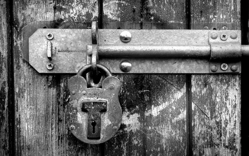 How to stop your padlocks frosting up