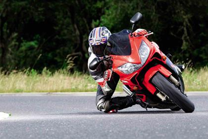 Honda CBR600 keeps cracking its mudguard