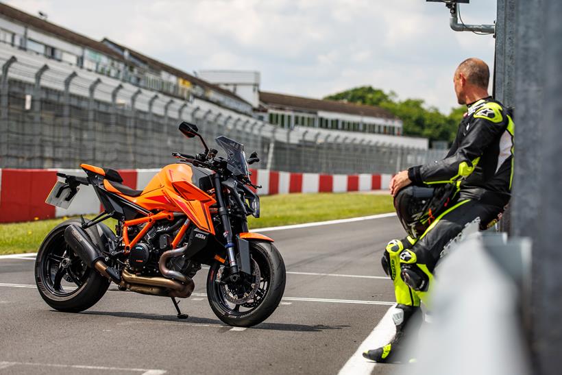 KTM 1390 Super Duke R Evo in pit lane with Michael Neeves