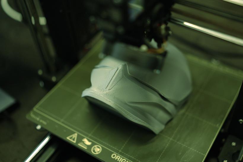 3D printing Ruroc helmet design