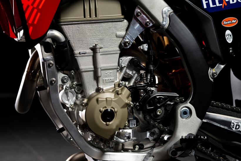 Ducati Desmo 450 engine