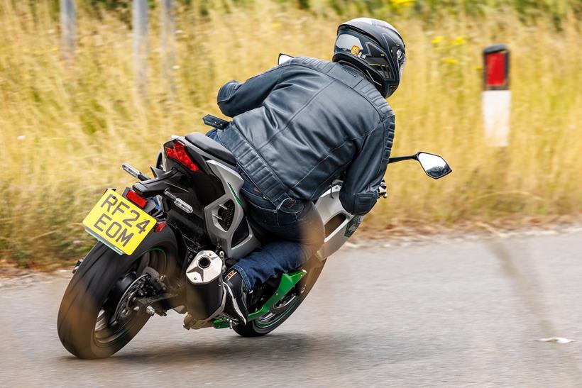 kawasaki Ninja 7 Hybrid rear action shot