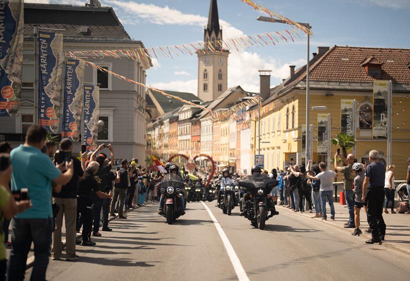 Harley-Davidson riders in Austria