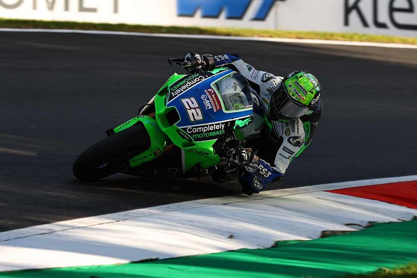 Jason O'Halloran onboard the Completely Motorbikes Kawasaki at Cadwell Park