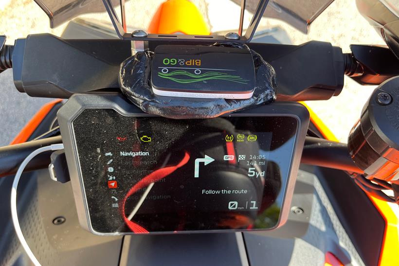 KTM 1390 Super Duke R Evo navigation