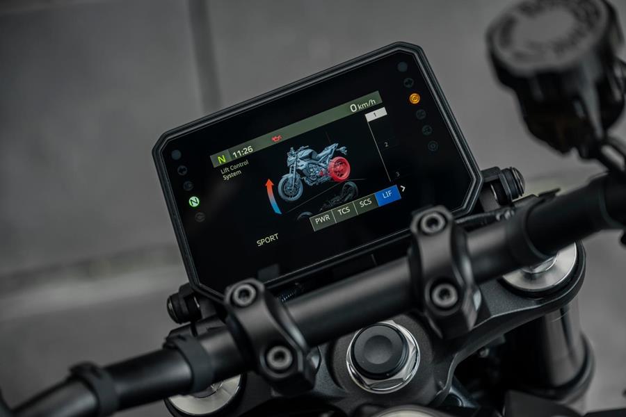 2024-on Yamaha MT-09 Y-AMT anti wheelie tech on screen