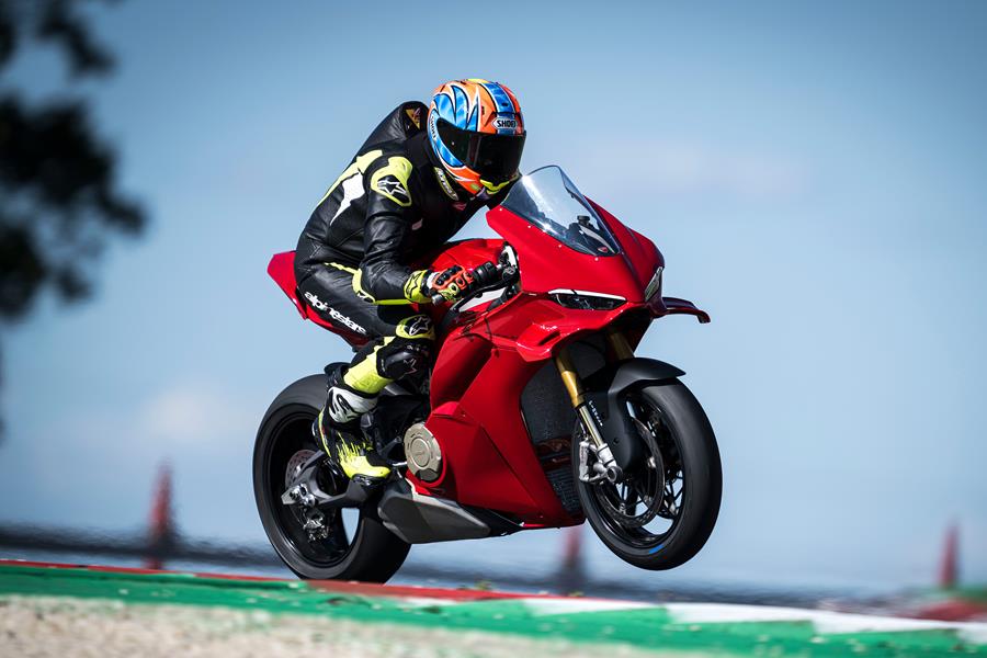 Ducati Panigale V4S corner exit action