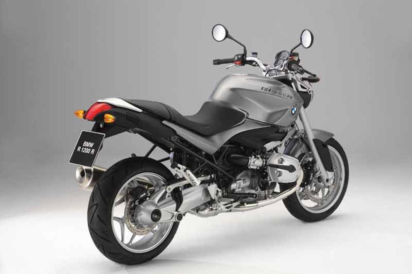 BMW R1200R (2006-2014) Review | Owner & Expert Ratings
