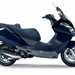 Aprilia Atlantic 500 motorcycle review - Side view