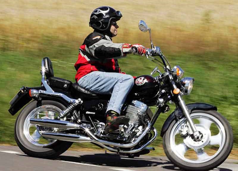 AJS REGAL-RAPTOR DD250E (2003-on) Motorcycle Review