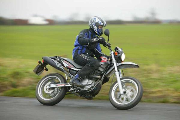 Beta Alp motorcycle review - Riding