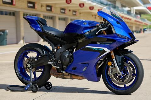 Yamaha R9 sportsbike gets winglets and 117bhp CP3 triple motor for less than £13,000