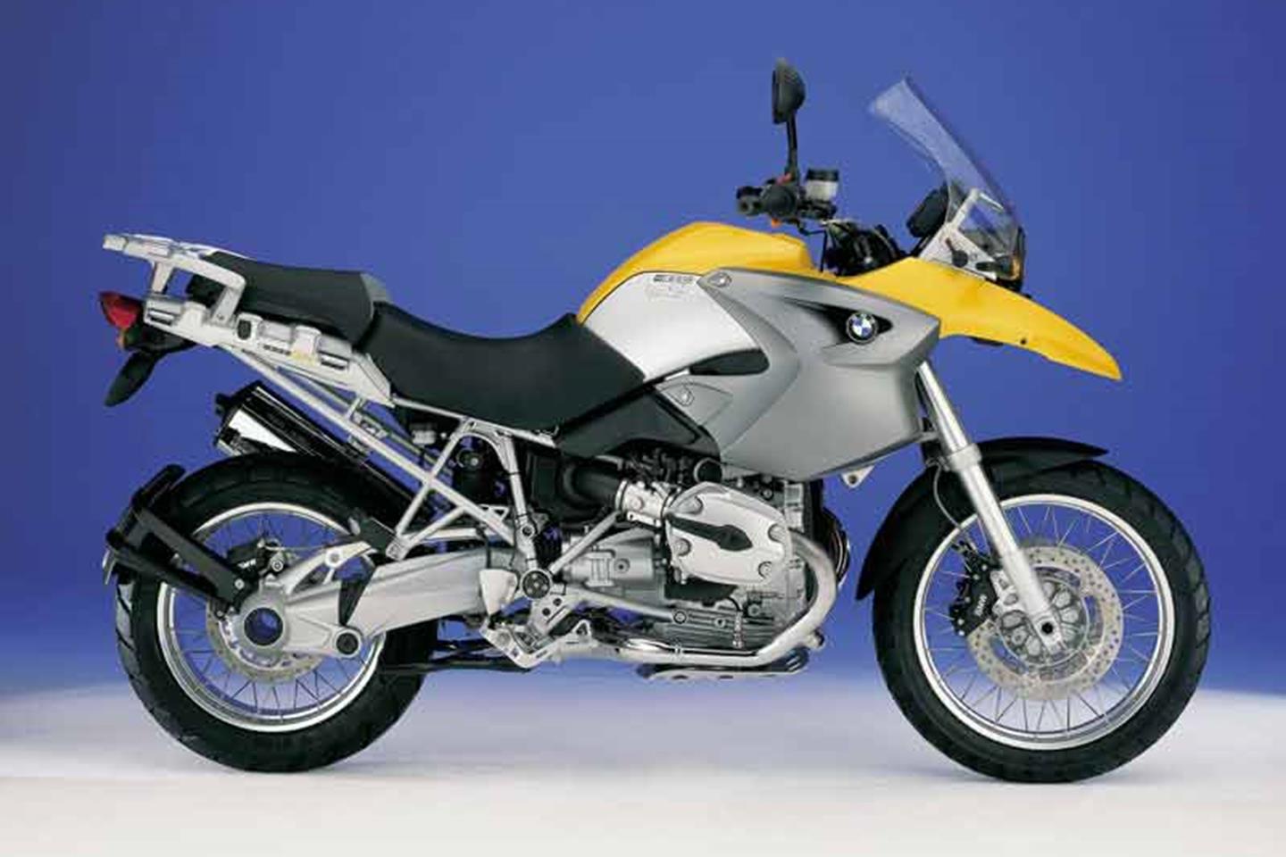 BMW R1200GS (2004-2012) Review | Speed, Specs & Prices