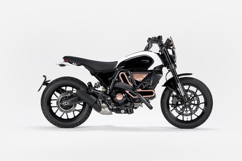 Ducati Scrambler 10° Anniversario Rizoma Edition side