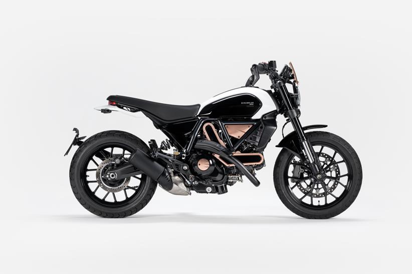 Ducati Scrambler 10° Anniversario Rizoma Edition front three quarters