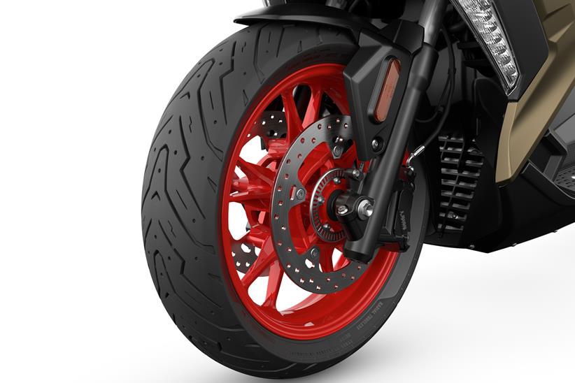 BMW C400X scooter front wheel