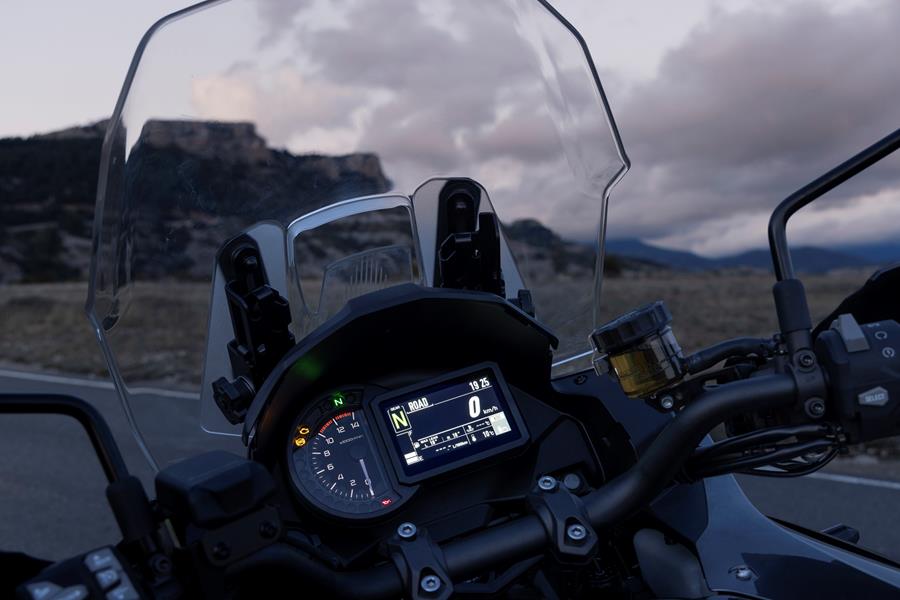 2025-on Kawasaki Versys 1100 SE dash