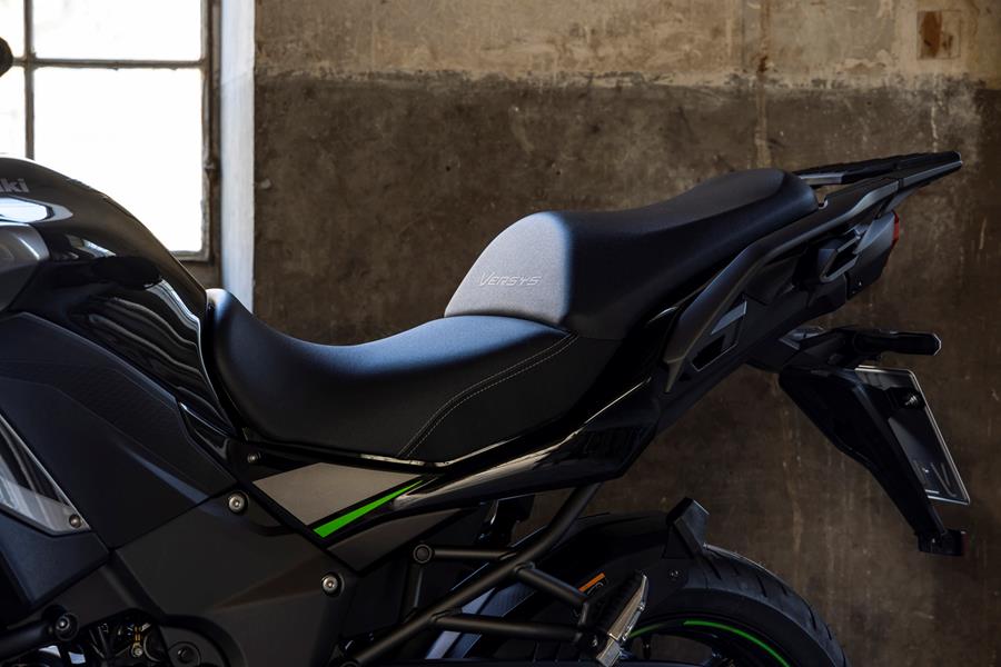 2025-on Kawasaki Versys 1100 SE pillion seat