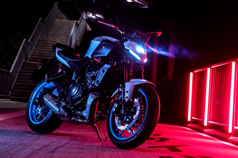 2025 Yamaha MT-07 headlight on at night