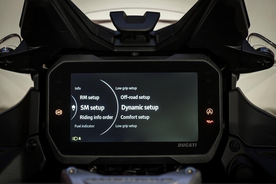 2025-on Ducati Multistrada V4S dash shot