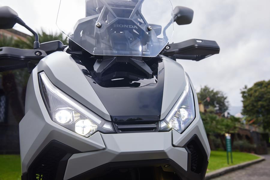 2025-on Honda X-ADV 750 detailed shot of headlights