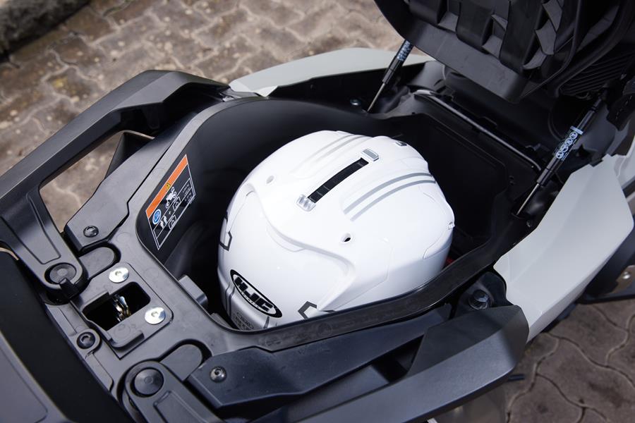 2025-on Honda X-ADV 750 storage trunk