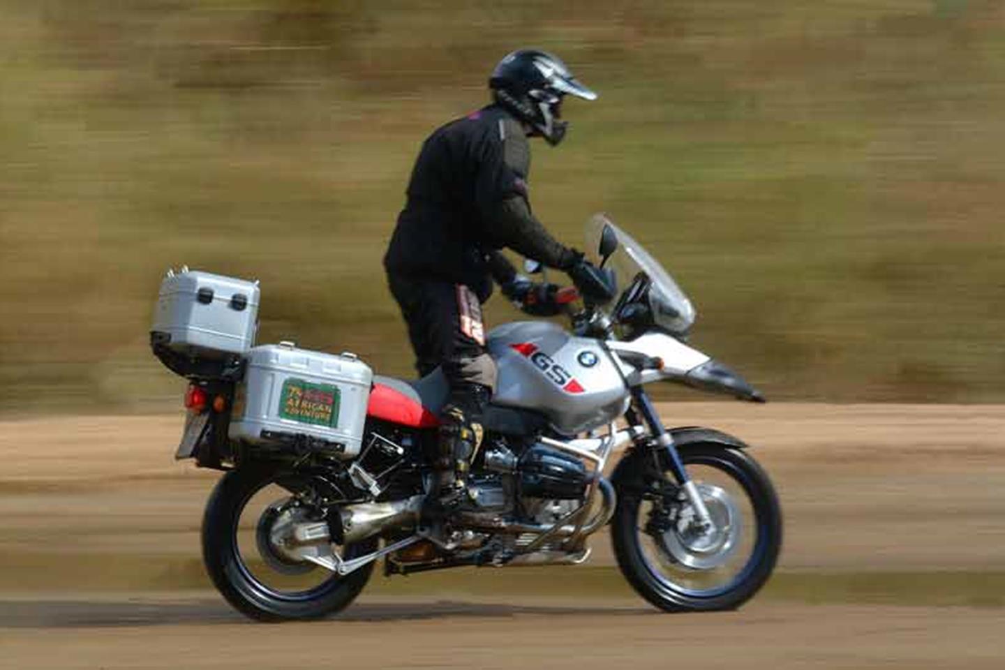 BMW R1150GS ADVENTURE (2002-2005) Motorcycle Review
