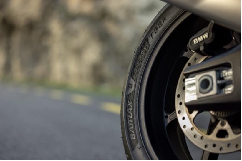 Bridgestone Battlax T33 sidewall