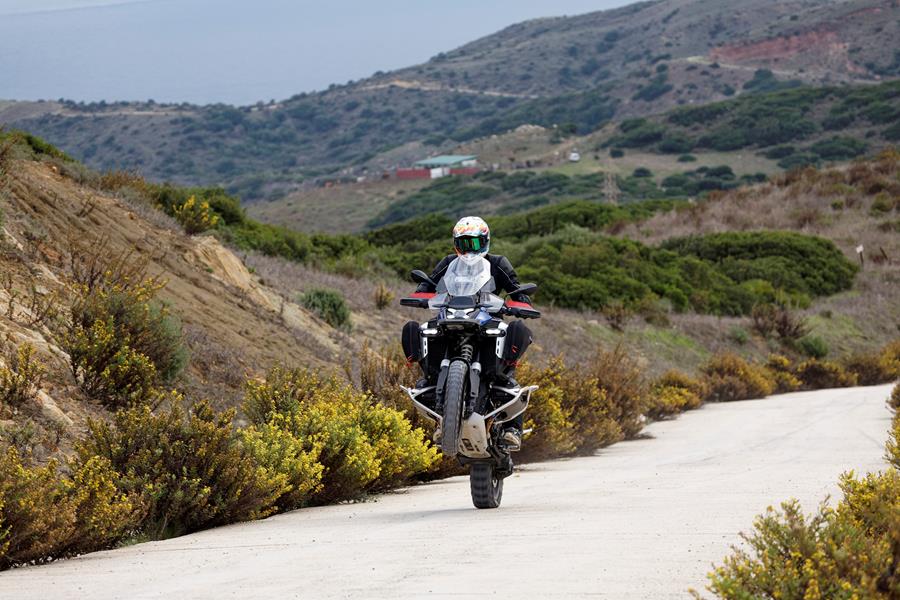 2024-on BME R1300GS Adventure pulling a wheelie