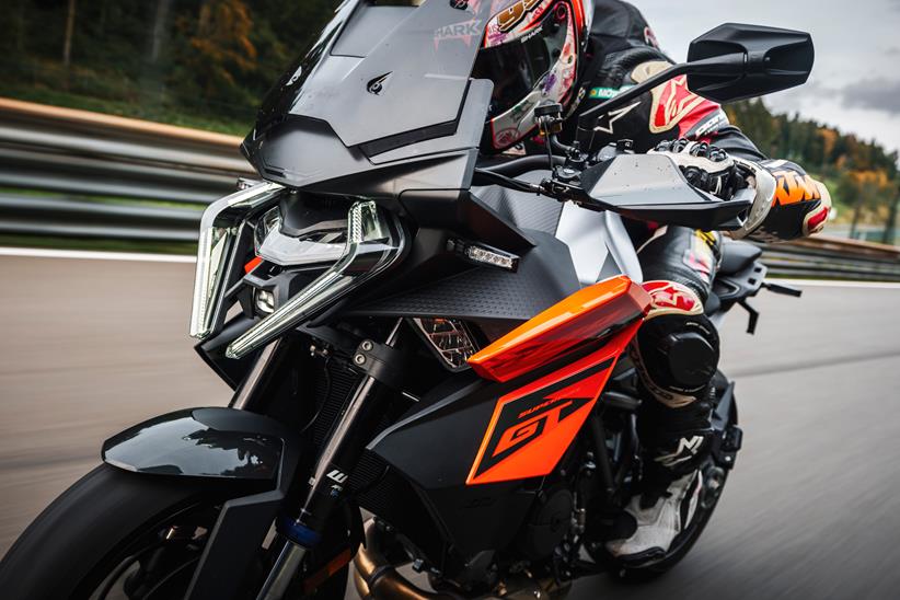 KTM 1390 Super Duke GT front emd