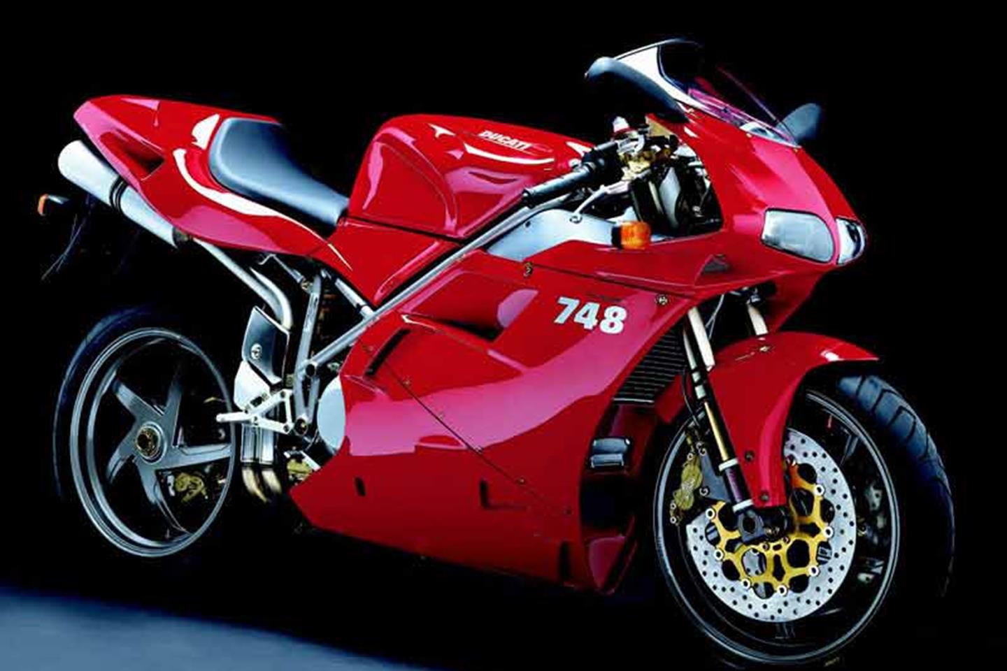 2001 ducati store 748