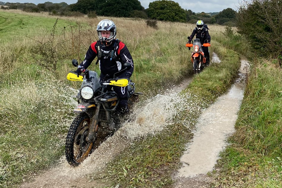 Using an RE Himalayan 450 as a camera vehicle off-road