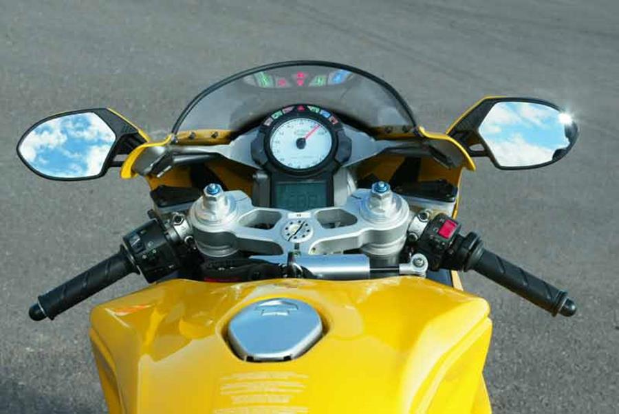 Ducati 749 clocks