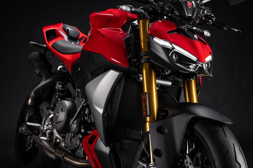 Ducati Streetfighter V2 front close up