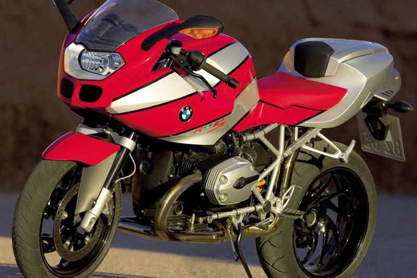 BMW R1200S (2006-2007) Review | Speed, Specs & Prices