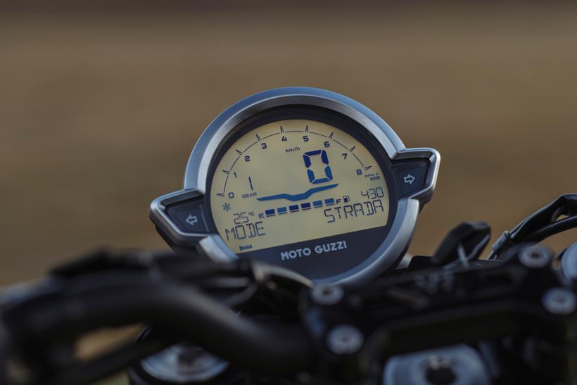 Moto Guzzi V7 Sport dash