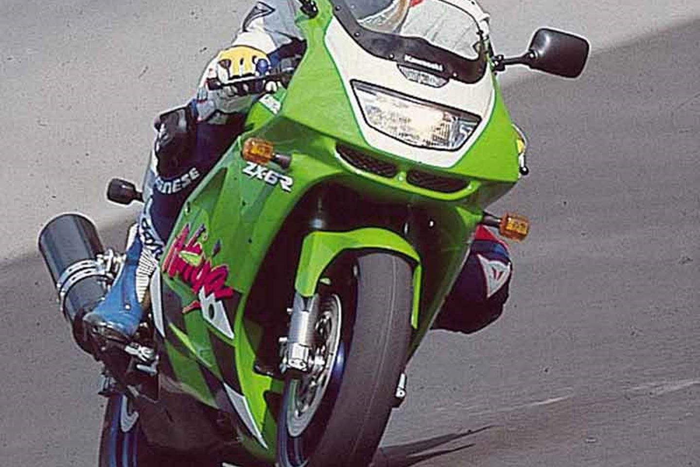 KAWASAKI ZX-6R (1995-1997) Review | Speed, Specs & Prices