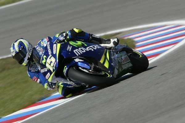 Gibernau top 1st practice