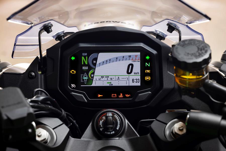 2025-on Kawasaki Ninja 1100SX SE detailed shot of the dash