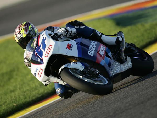 suzuki motogp 2005