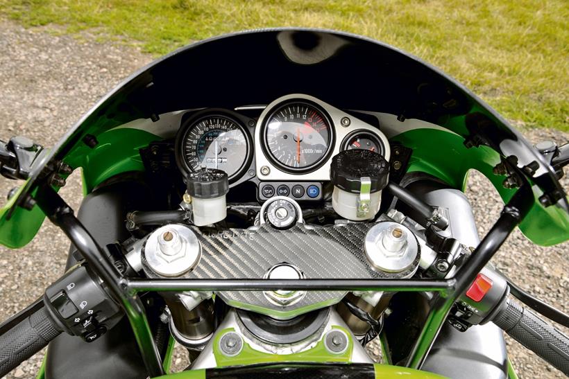 kawasaki zx-7r
