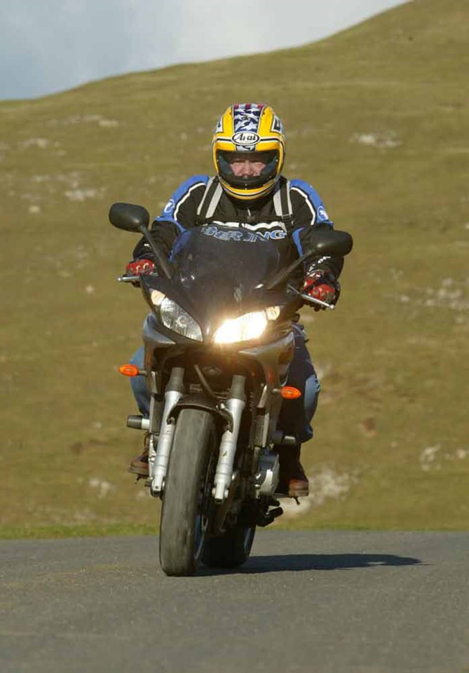First Ride: 2007 Yamaha FZ6 Fazer S2