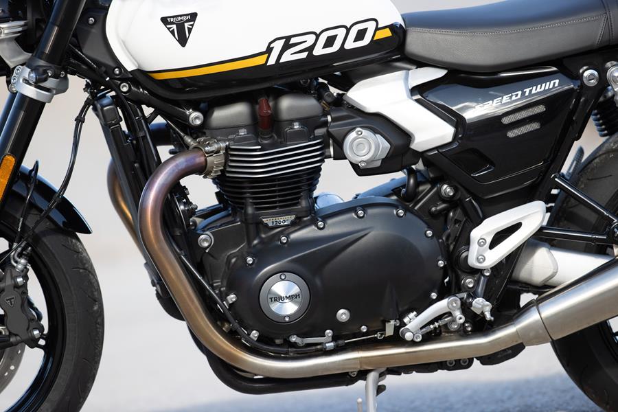 2025-on Triumph Speed Twin 1200 engine close up