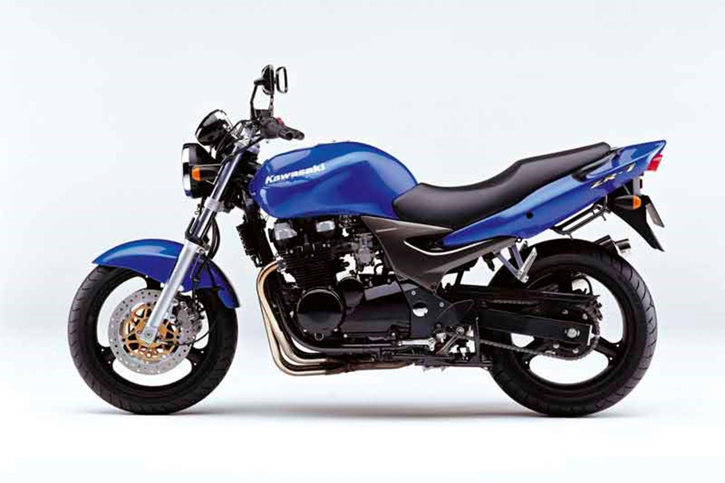 KAWASAKI ZR-7 (1999-2004) Review | Speed