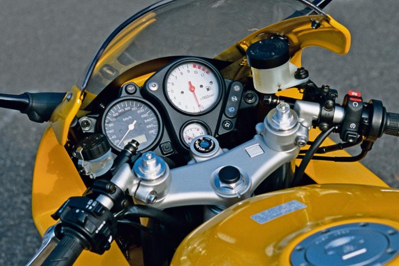 Honda FireStorm details